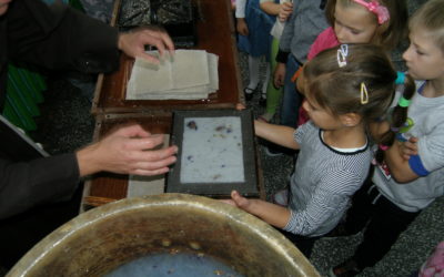 Warsztaty Czerpania Papieru w ramach projektu „Biblioteka Mietków – bliżej ludzi”