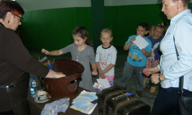 Warsztaty Czerpania Papieru w ramach projektu „Biblioteka Mietków – bliżej ludzi”