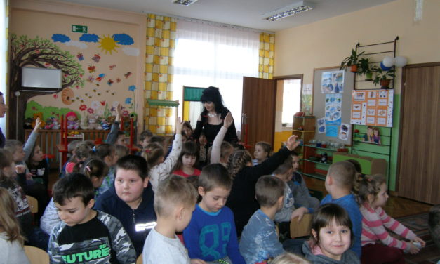 Biblioteczne spotkania autorskie:  Elżbieta Bednarczyk
