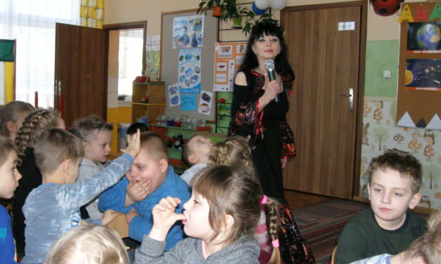 Biblioteczne spotkania autorskie:  Elżbieta Bednarczyk
