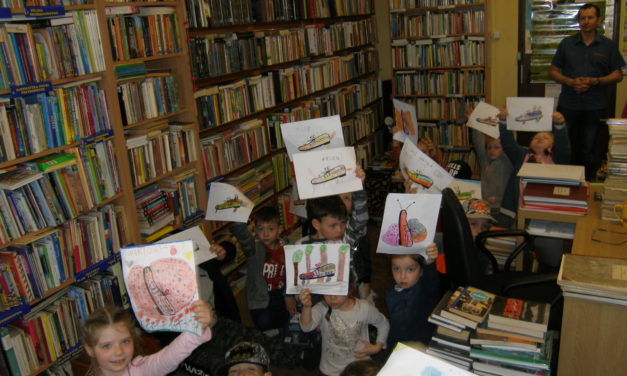 Kreatywna biblioteka 🤗, czyli co można zrobić z…buta 👢👞👟