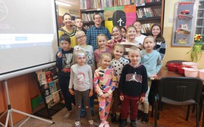 Noc w bibliotece